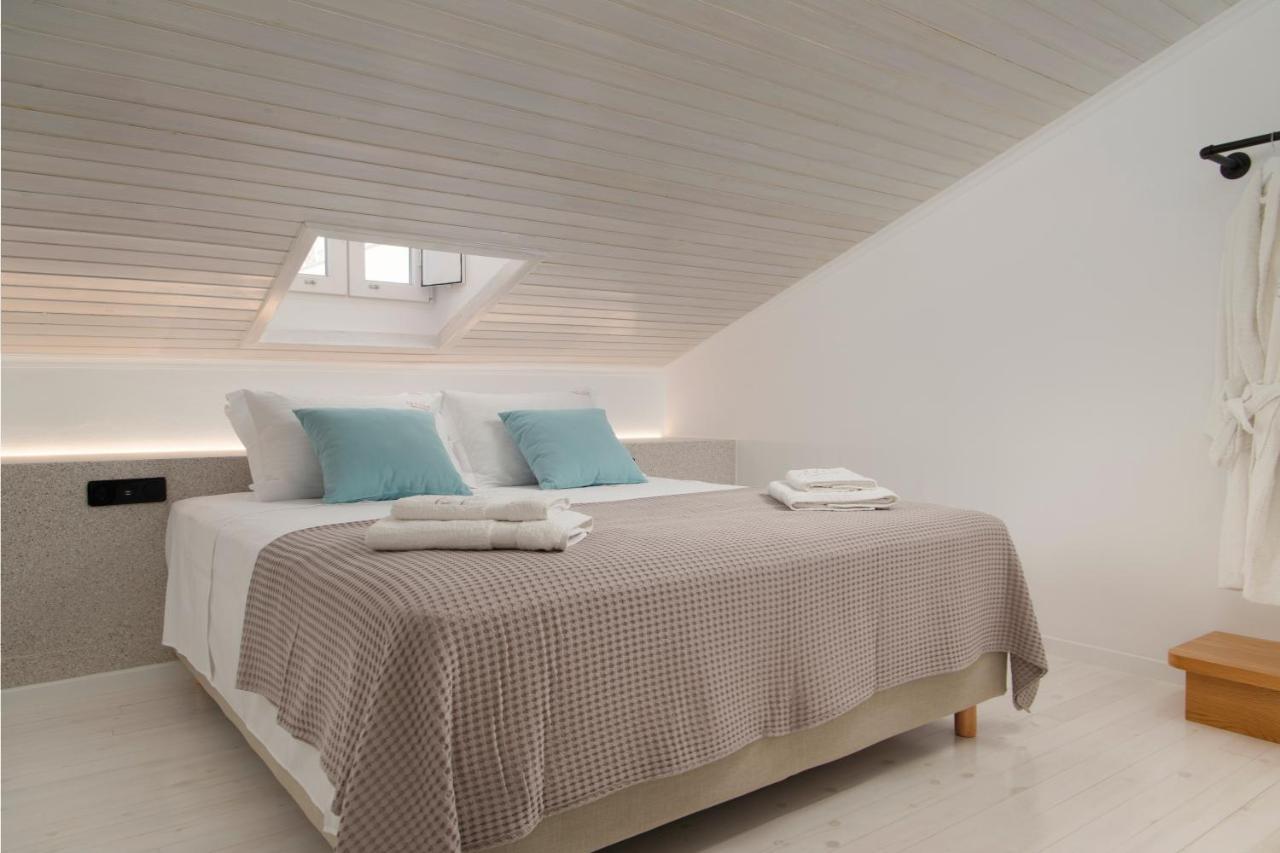 Istion Andros Luxury Suites ภายนอก รูปภาพ