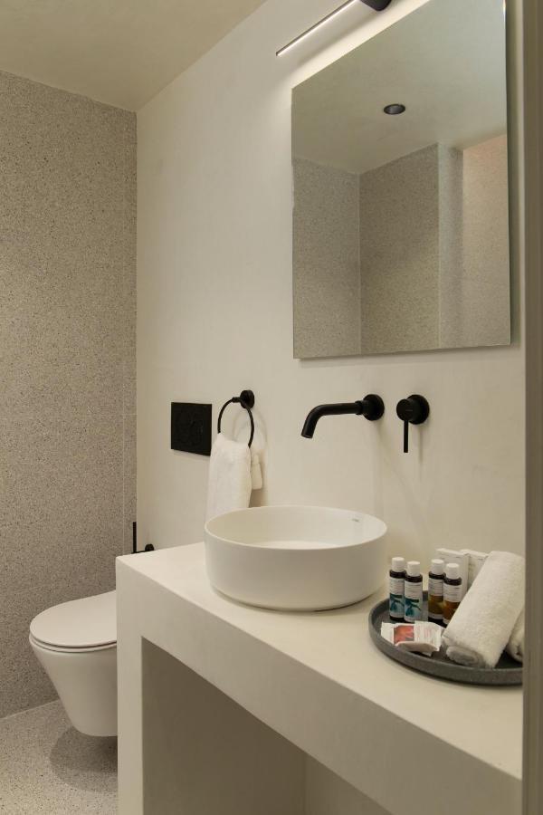 Istion Andros Luxury Suites ภายนอก รูปภาพ