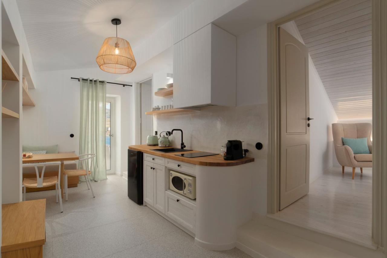Istion Andros Luxury Suites ภายนอก รูปภาพ