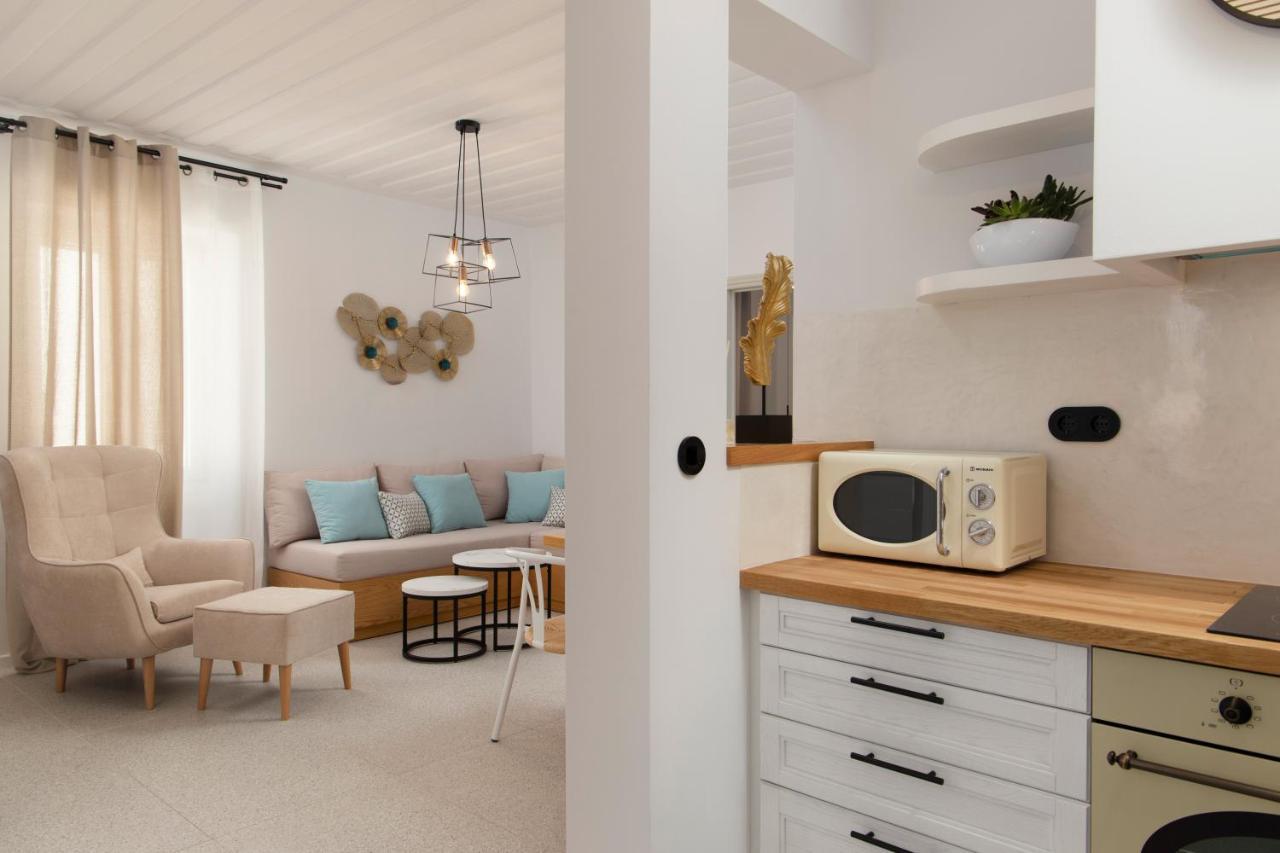 Istion Andros Luxury Suites ภายนอก รูปภาพ